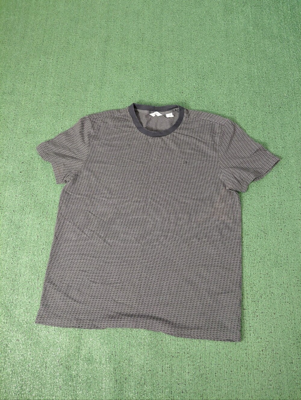 Calvin Klein Ribbed Pattern Logo Black & Gray T Shirt Sz XL